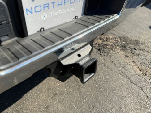 Used 2018 GMC Sierra 2500 2WD Regular Cab image 31
