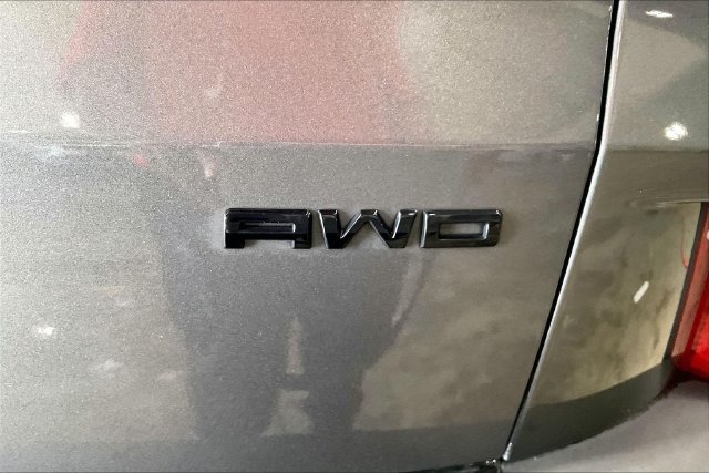 Used 2021 Ford Escape SEL w/ SEL Stealth AWD Package image 10