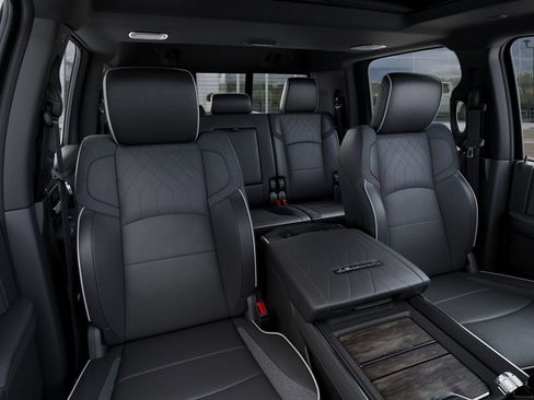 New 2026 RAM 3500 Limited AWD/4WD image 16