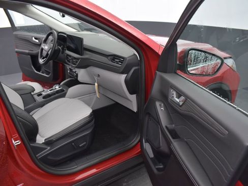 New 2025 Ford Escape Base w/ PHEV Premium Package image 15