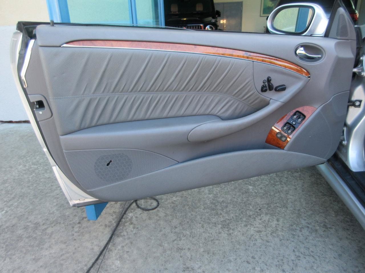Used 2006 Mercedes-Benz CLK 500 Cabriolet image 4