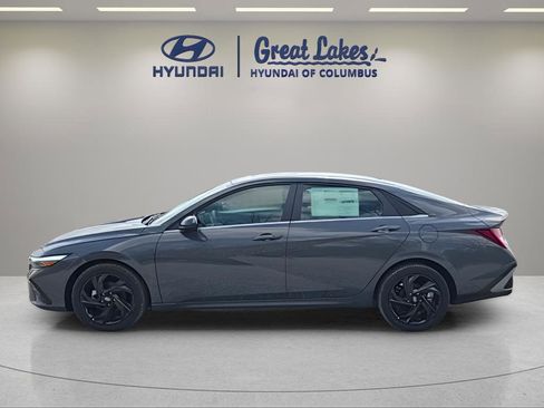 New 2026 Hyundai Elantra SEL Sport Premium w/ Cargo Package FWD image 2