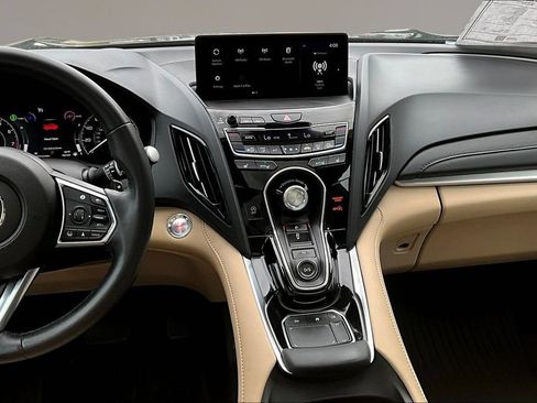 Used 2024 Acura RDX SH-AWD image 9