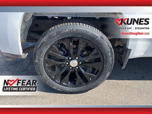 Used 2025 Chevrolet Silverado 1500 LT w/ Work Truck Package AWD/4WD image 14