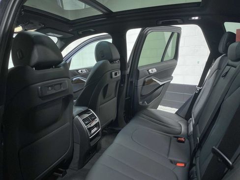 Used 2020 BMW X5 xDrive40i w/ Convenience Package AWD/4WD image 12