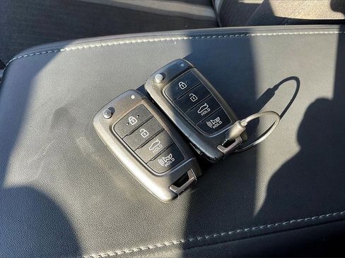 Certified 2023 Hyundai Sonata SE image 33