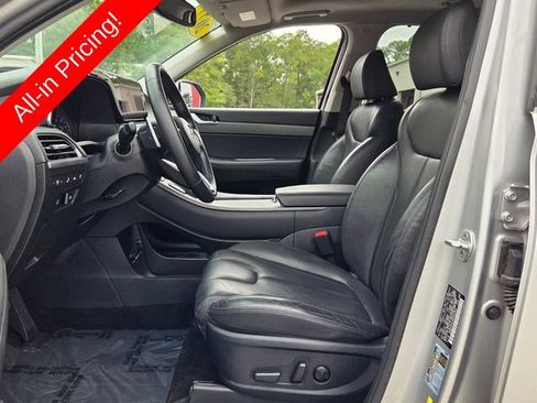 Used 2022 Hyundai Palisade SEL w/ Premium Package FWD image 9