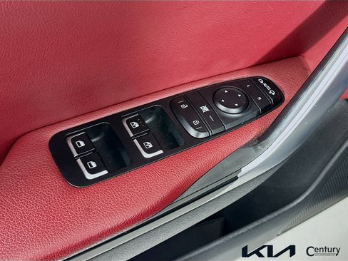 Used 2020 Kia Stinger GT image 17