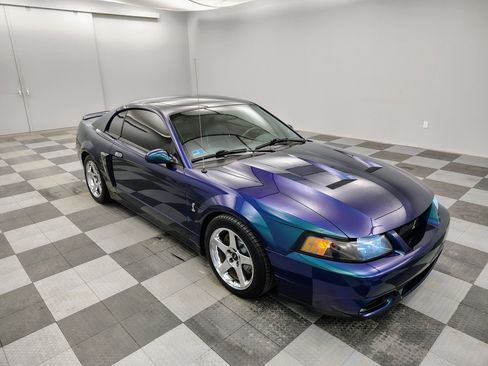 Used 2004 Ford Mustang Cobra image 11