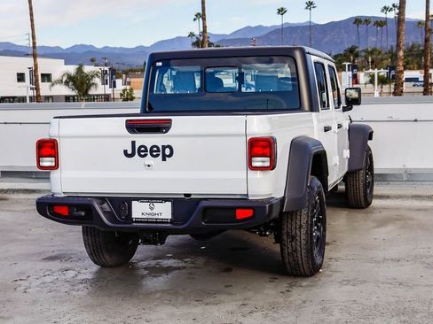 New 2026 Jeep Gladiator Sport image 9