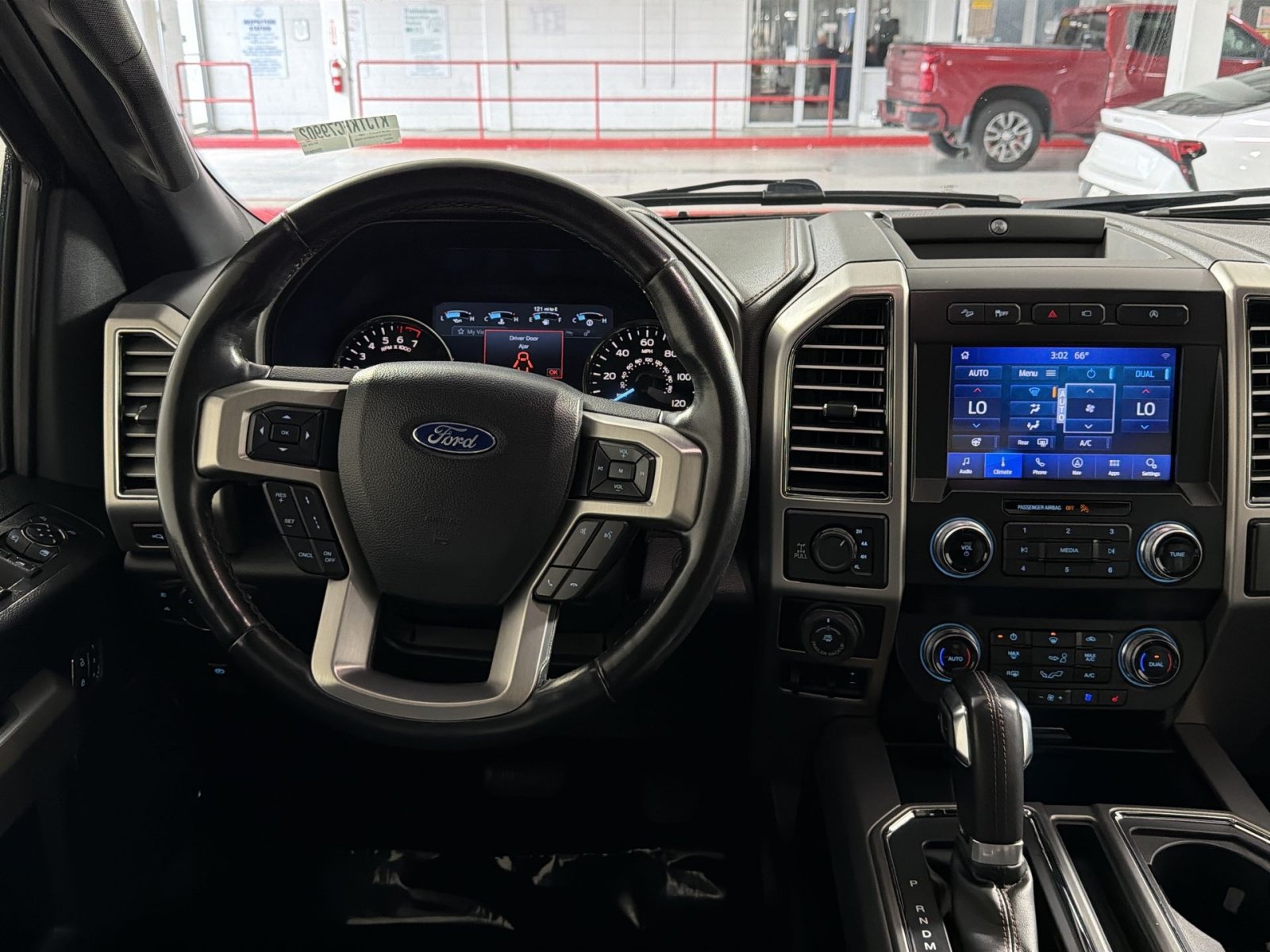 Used 2019 Ford F150 Platinum w/ Equipment Group 701A Luxury AWD/4WD image 16