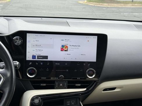 Used 2024 Lexus NX 350h AWD image 10