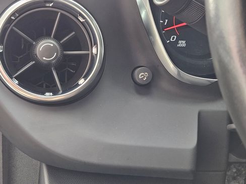 Used 2022 Chevrolet Camaro LT w/ RS Package image 20