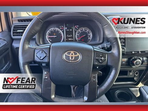 Used 2024 Toyota 4Runner TRD Off-Road Premium image 26