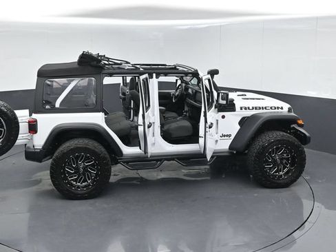 Used 2024 Jeep Wrangler Unlimited Rubicon AWD/4WD image 63