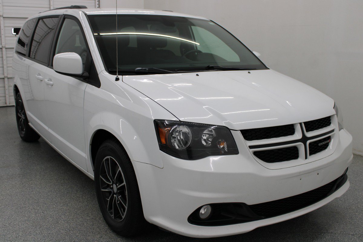 Used 2019 Dodge Grand Caravan GT FWD image 4