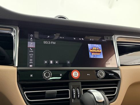 New 2026 Porsche Macan image 41