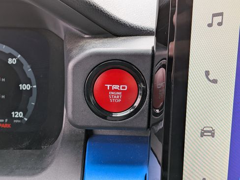 Used 2024 Toyota Tacoma TRD Off-Road w/ TRD Off Road Upgrade Package image 26