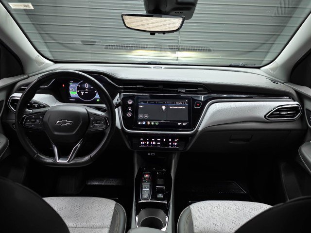 Used 2023 Chevrolet Bolt EUV Premier FWD image 12