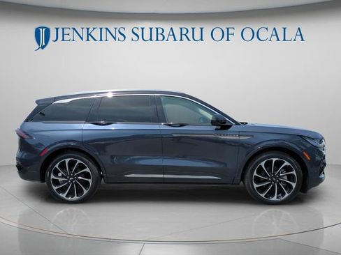 Used 2024 Lincoln Nautilus Black Label AWD/4WD image 2