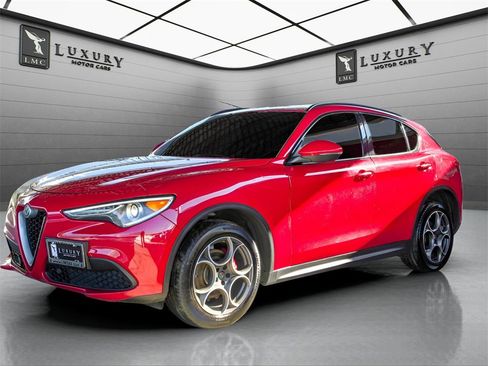 Used 2018 Alfa Romeo Stelvio Sport w/ Quick Order Package 22J Sport image 7