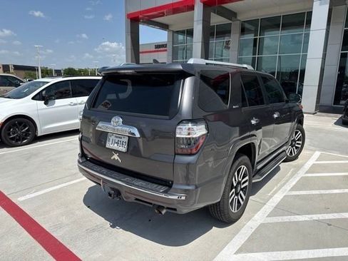 Used 2019 Toyota 4Runner Limited AWD/4WD image 8