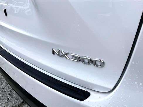 Used 2019 Lexus NX 300 FWD w/ Comfort Package image 10