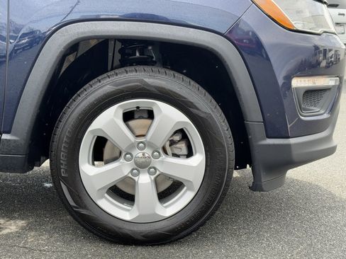 Used 2018 Jeep Compass Latitude w/ Popular Equipment Group image 37