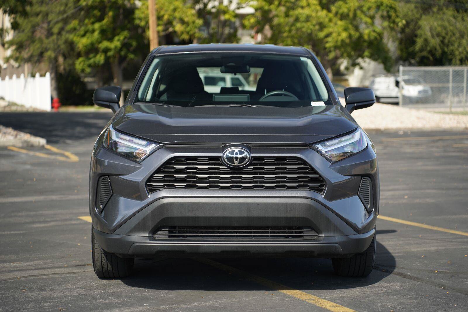 Used 2024 Toyota RAV4 LE AWD/4WD image 8