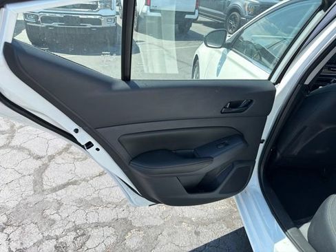Used 2026 Nissan Altima 2.5 SV FWD image 24