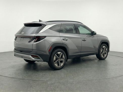 Used 2025 Hyundai Tucson SEL AWD/4WD image 9