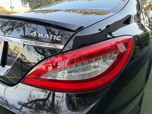 Used 2013 Mercedes-Benz CLS 550 4MATIC image 9