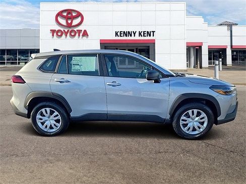 New 2026 Toyota Corolla Cross L image 2