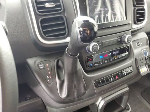 Used 2024 RAM ProMaster 2500 w/ Quick Order Package 22G SLT image 19