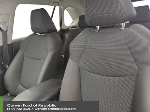 Used 2024 Toyota RAV4 LE image 11