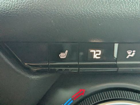 Used 2020 Chevrolet Blazer LT AWD/4WD image 23