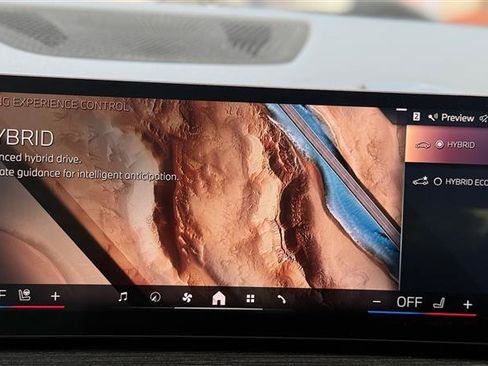 Used 2025 BMW X5 xDrive50e w/ M Sport Package image 59