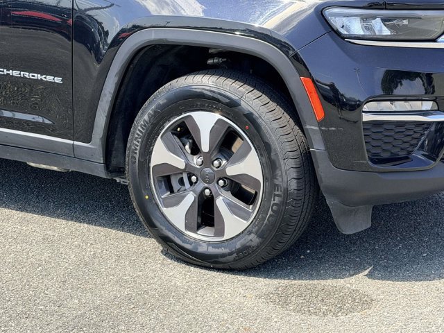 Used 2024 Jeep Grand Cherokee Limited 4xe AWD/4WD image 7