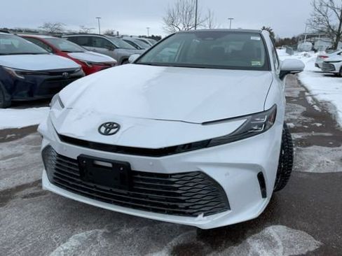 New 2026 Toyota Camry XLE image 7