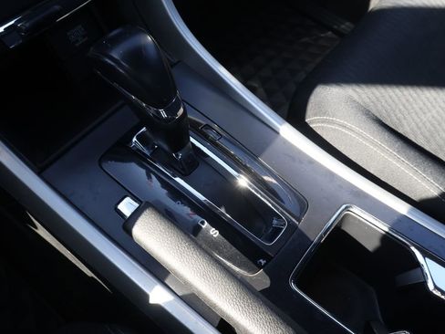 Used 2014 Honda Accord Sport image 24