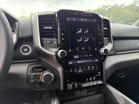 New 2026 RAM 1500 Big Horn AWD/4WD image 32
