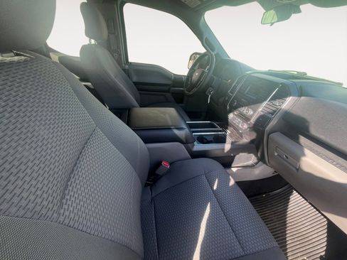 Used 2016 Ford F150 XLT image 12