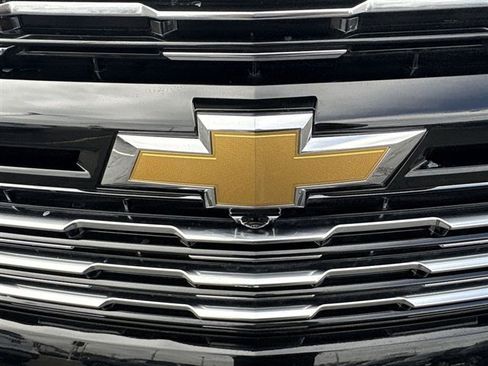 Certified 2025 Chevrolet Tahoe High Country image 32