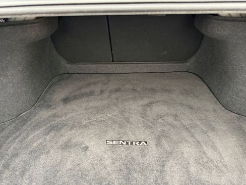 Used 2025 Nissan Sentra SV image 29