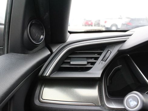 Used 2018 Honda Civic EX image 9