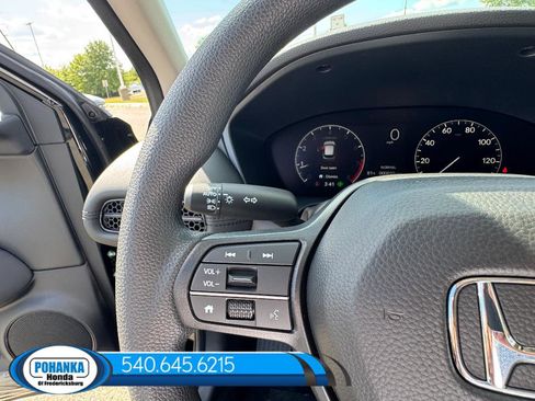 New 2026 Honda HR-V LX image 18