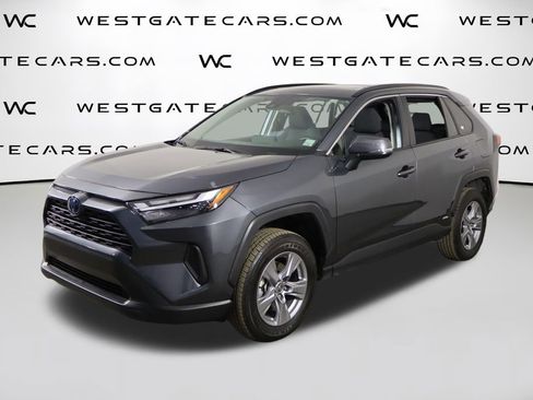 Used 2024 Toyota RAV4 XLE w/ Convenience Package image 1