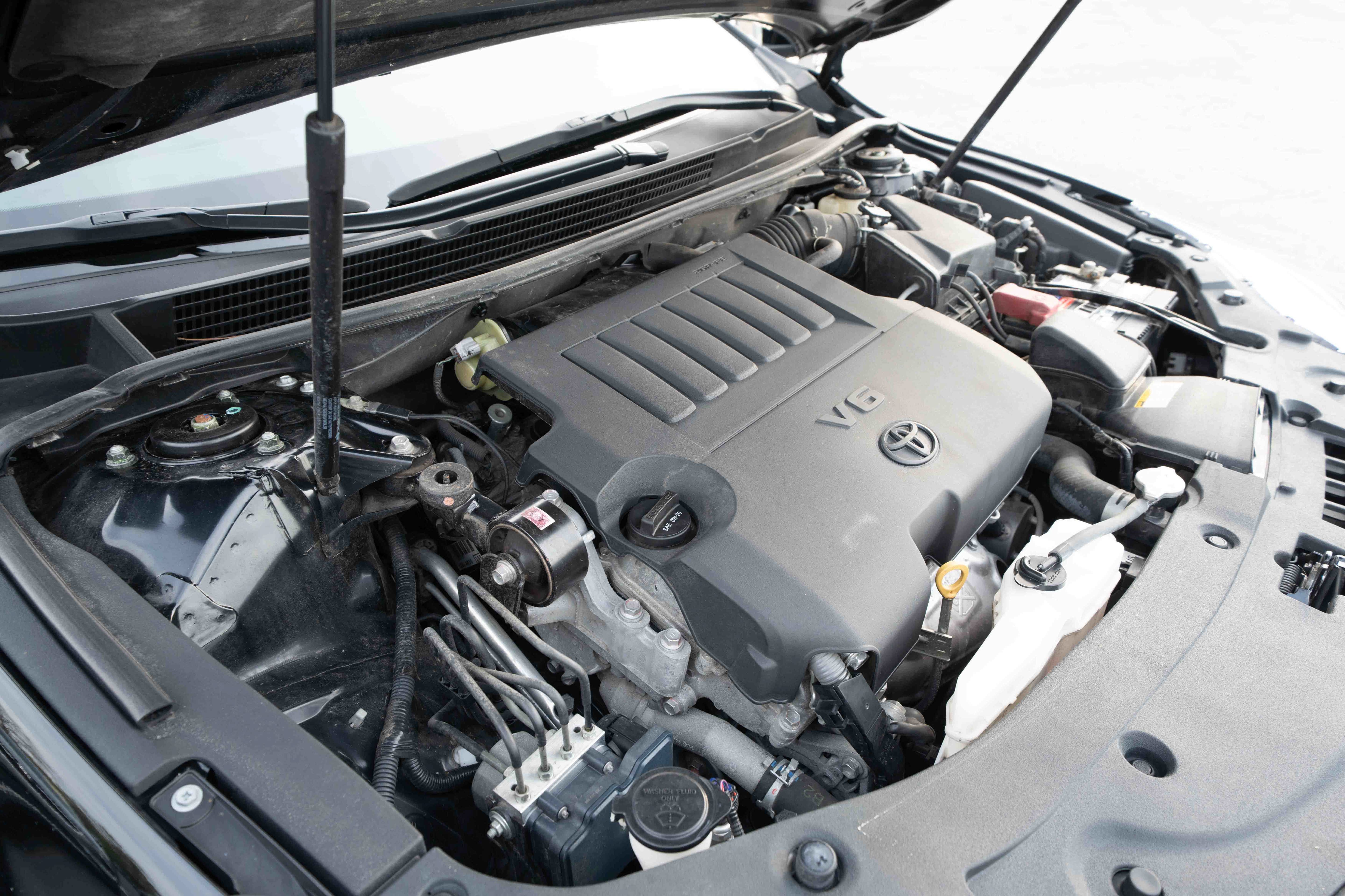 Used 2015 Toyota Avalon Limited FWD image 31