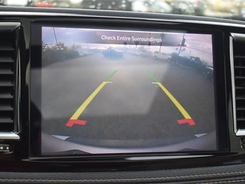 Used 2021 Chrysler Pacifica Limited image 35