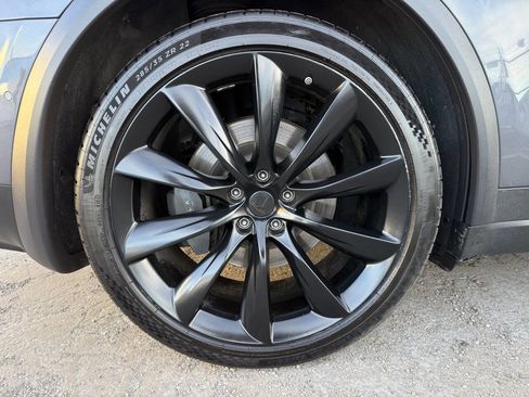 Used 2019 Tesla Model X Long Range image 34